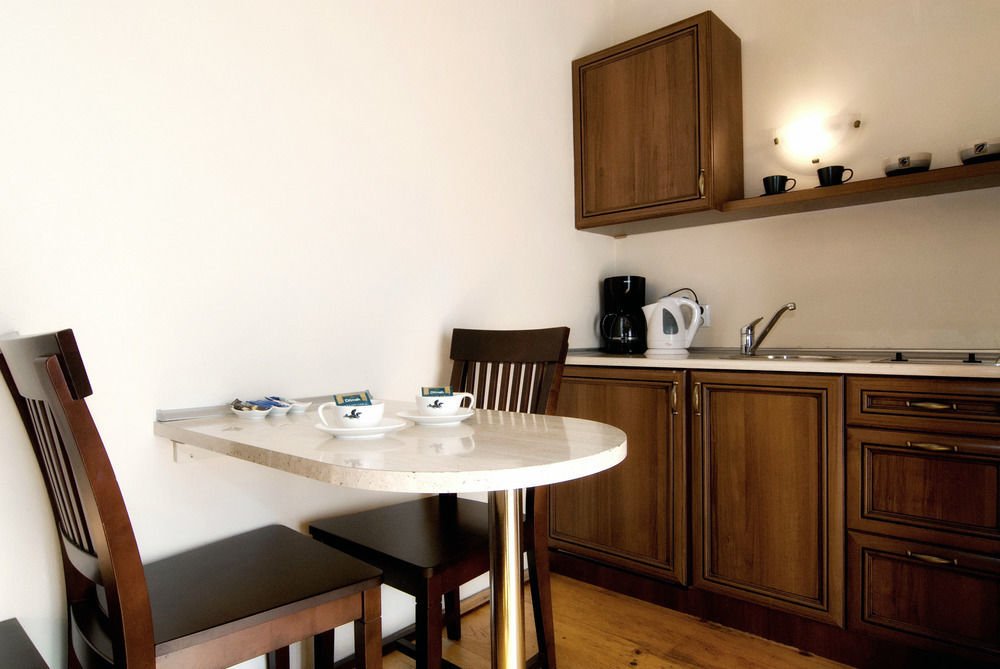 Only Krakow Apartments Eksteriør billede